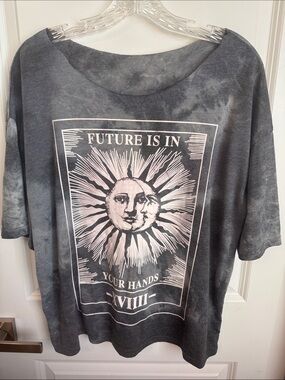 Unbranded Gray Tie-Dye Sun Graphic Short Sleeve Tee